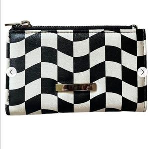 NWT No Boundaries Black and White Wallet